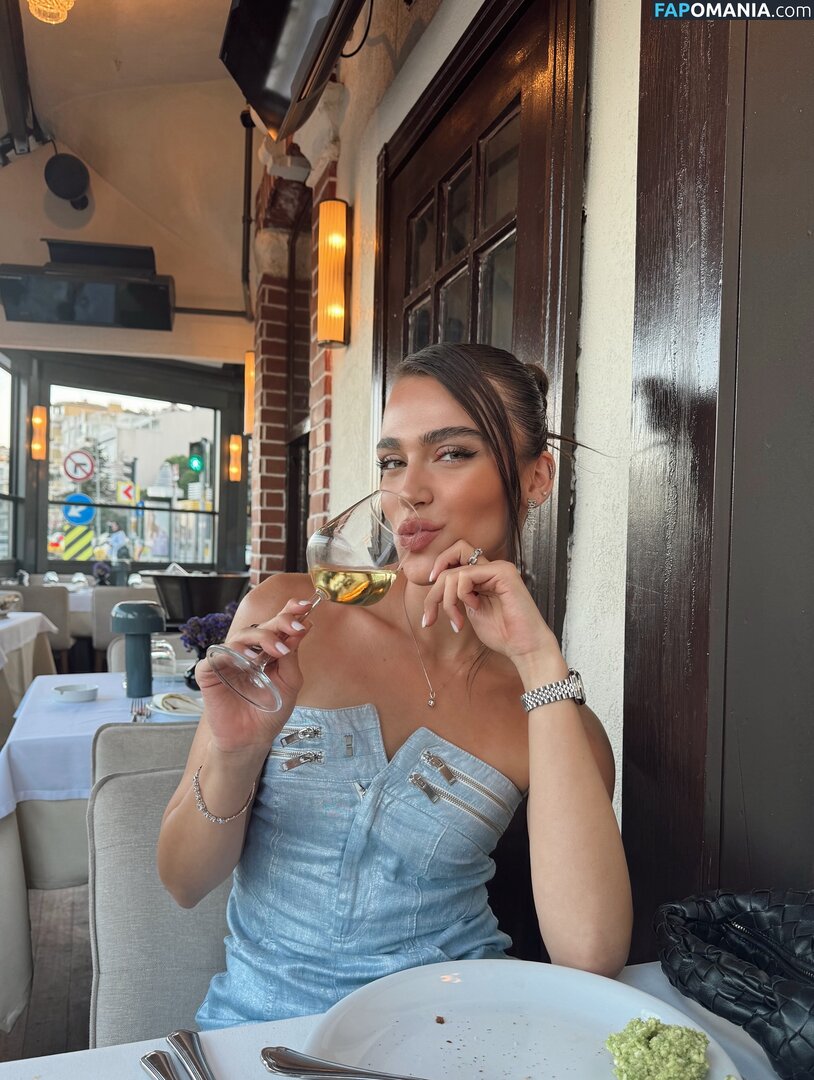 dinckalecem / https: Nudo OnlyFans  Foto trapelata #5