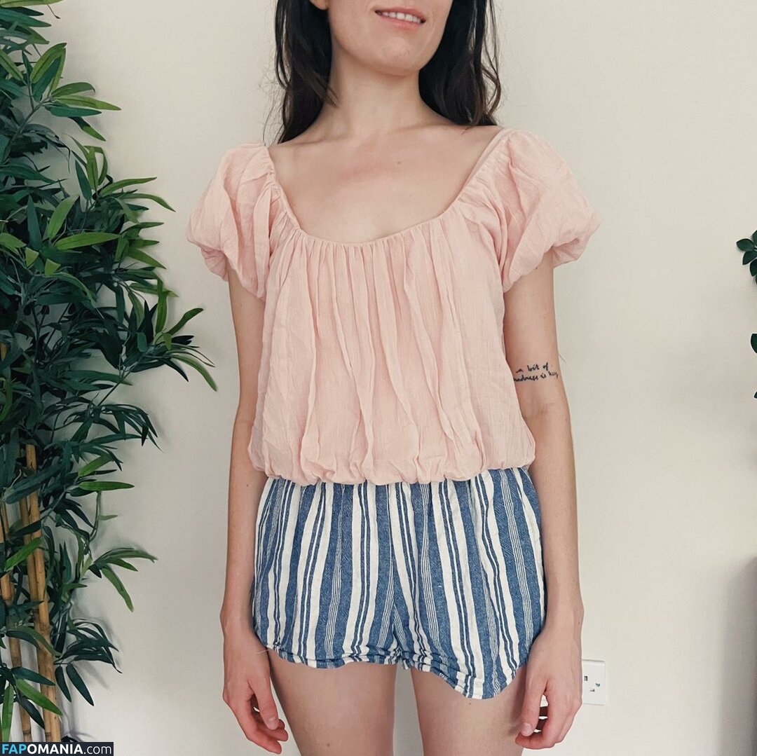Doddleoddle / Dodie Clark Nudo OnlyFans  Foto trapelata #79