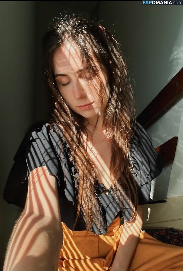 Doddleoddle / Dodie Clark Nudo OnlyFans  Foto trapelata #202