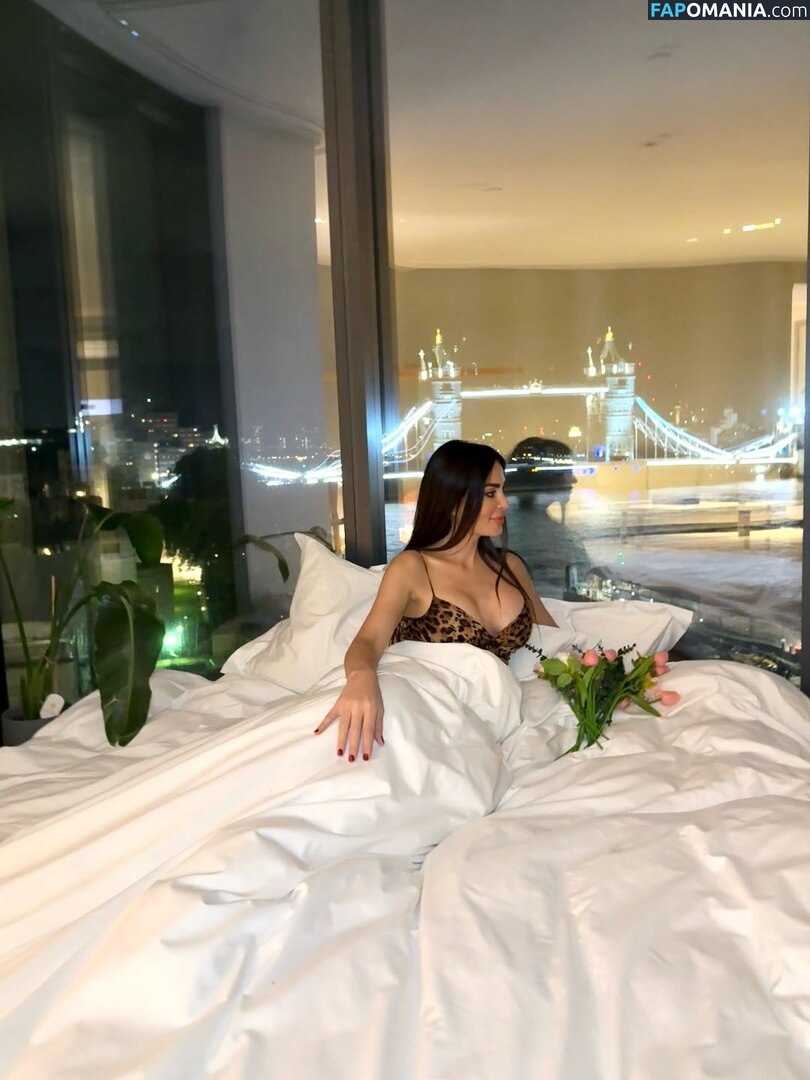 Dominique Hourani / DominiqueHorani / dominiquehourani / https: Nudo OnlyFans  Foto trapelata #1