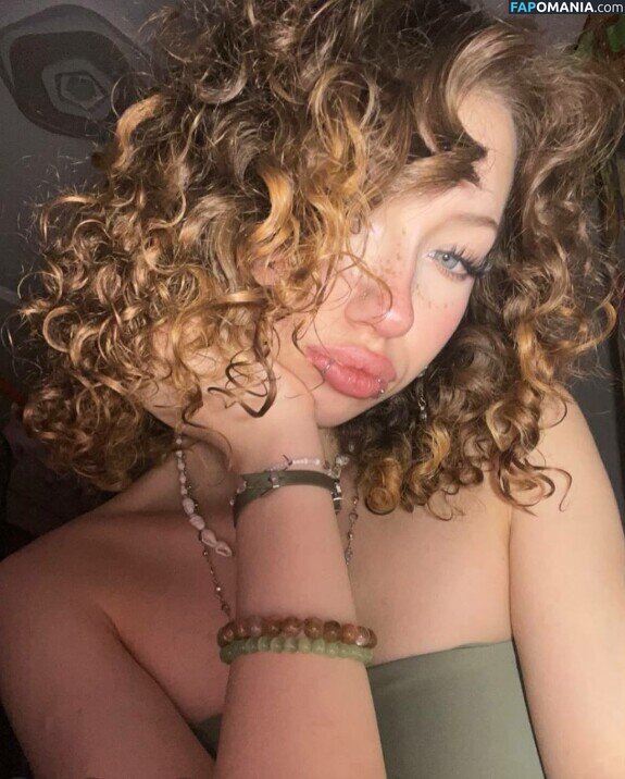 dpuw_ / maybe_pretty_ / zoya_maybe_pretty Nudo OnlyFans  Foto trapelata #5