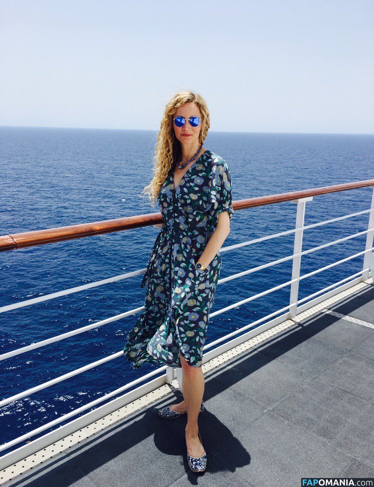 Dr Suzannah Lipscomb / https: / sixteenthcgirl Nudo OnlyFans  Foto trapelata #2