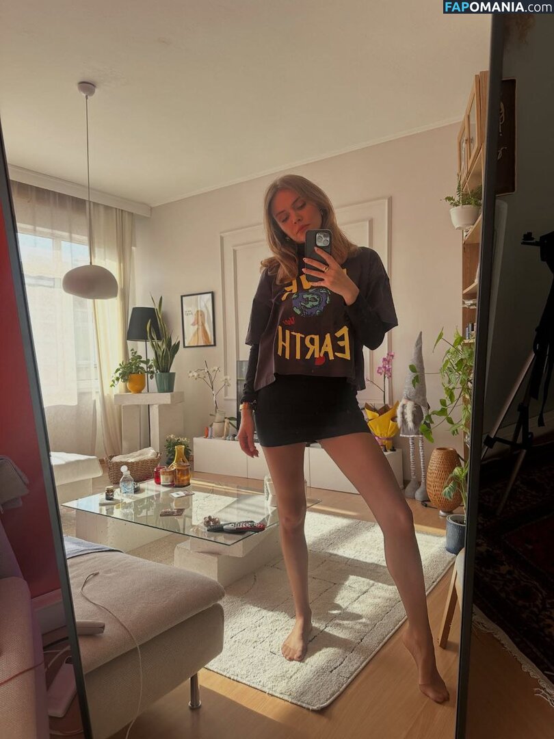1ecemkaravus / Ecem Karavus / ecmkrvs / https: Nudo OnlyFans  Foto trapelata #16
