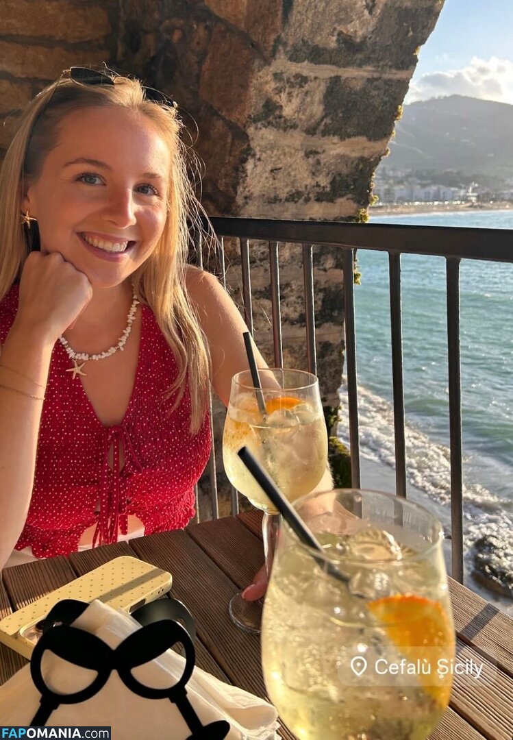Eden Taylor Draper Nudo OnlyFans  Foto trapelata #2
