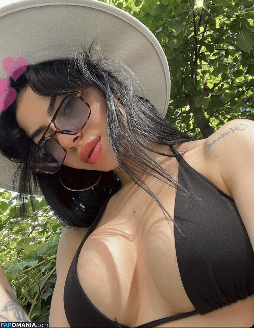 Edibe Bereket / Madamelyax Nudo OnlyFans  Foto trapelata #1