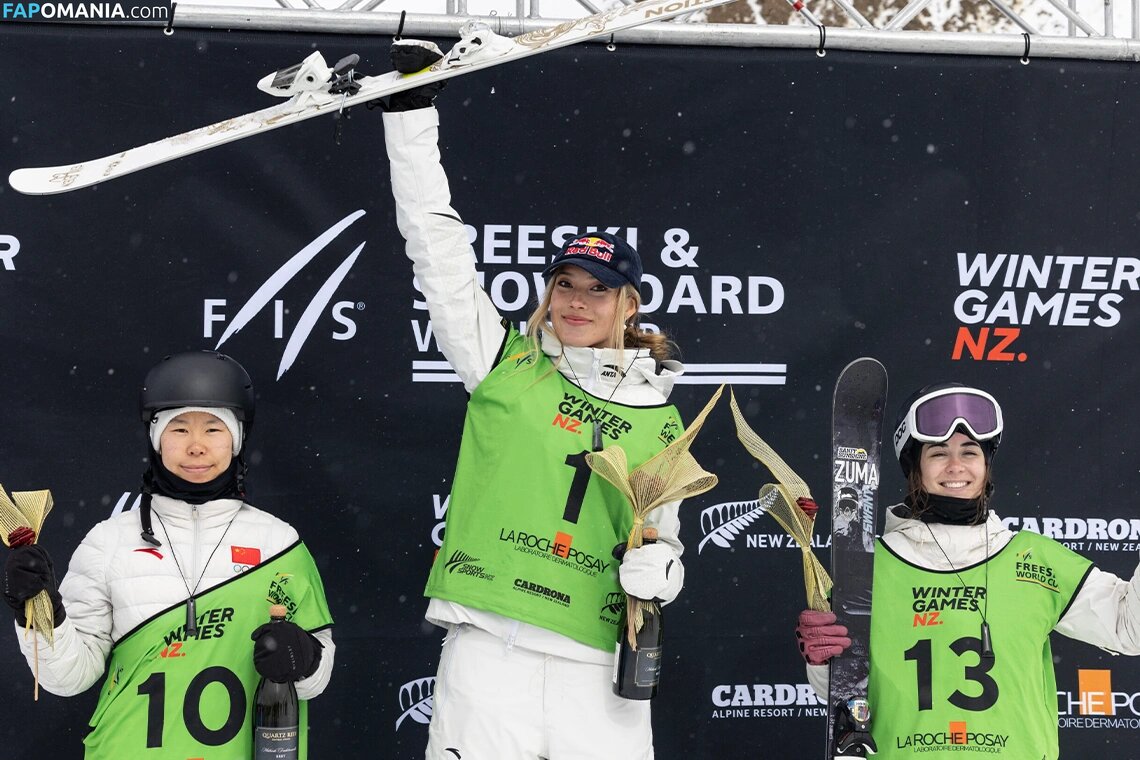 Eileen Gu / GoEileenGu / eileengu / https: Nudo OnlyFans  Foto trapelata #20