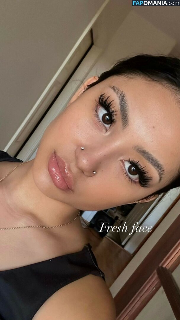 777ELARA / elara777 / uilaanii Nudo OnlyFans  Foto trapelata #64