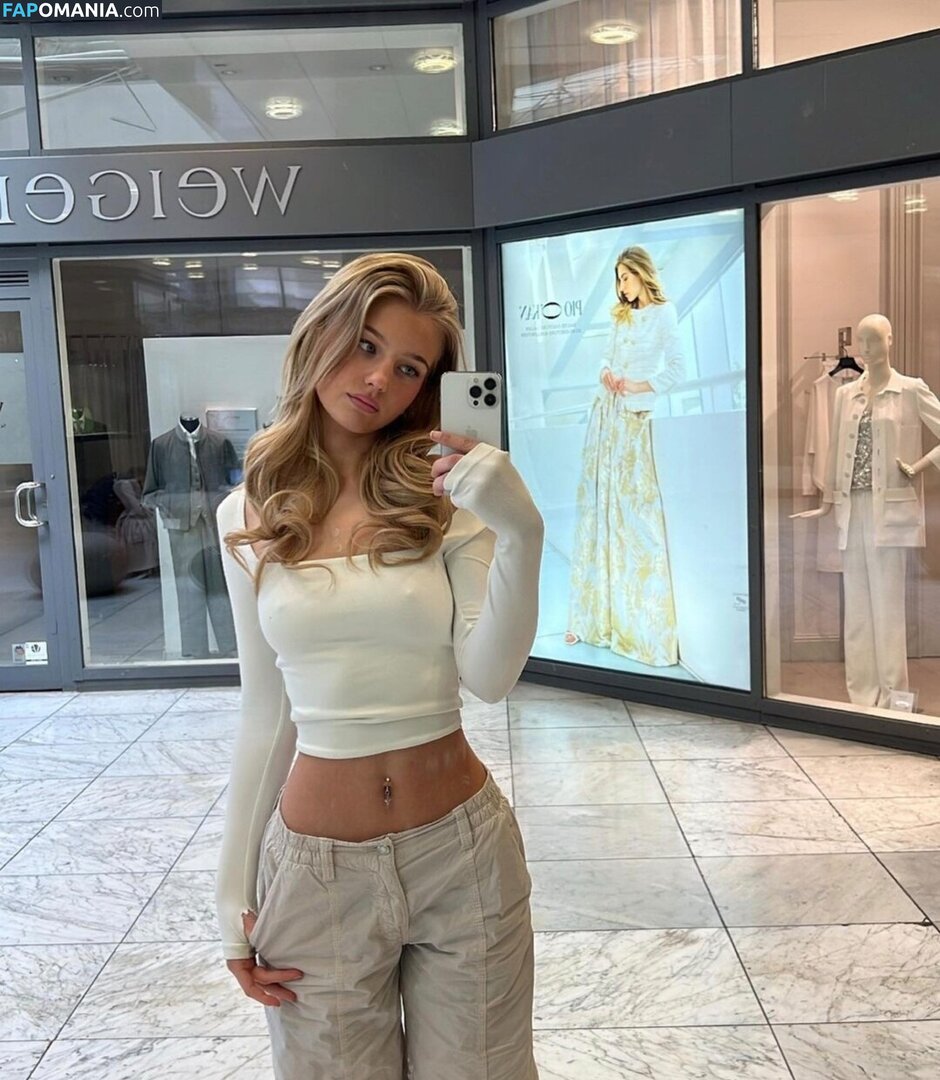 Elena Zoe / Elena.zbt Nudo OnlyFans  Foto trapelata #9