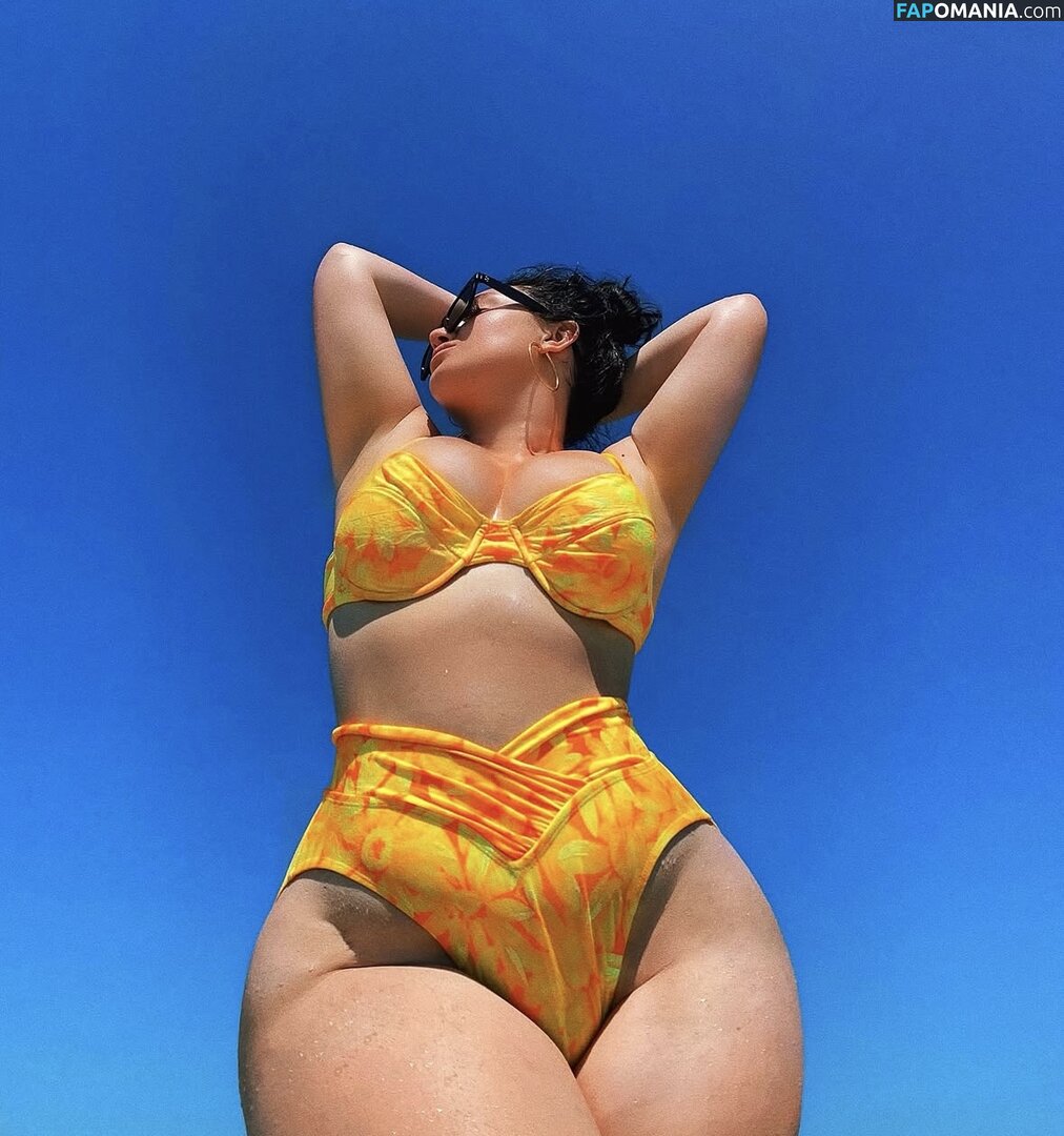 elenipolinski Nudo OnlyFans  Foto trapelata #12