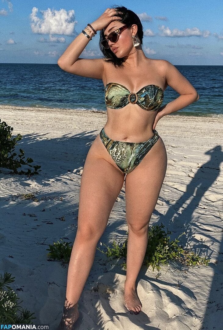 elenipolinski Nudo OnlyFans  Foto trapelata #13