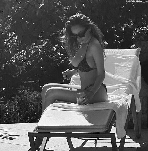 Elif Nesil Eliffnesil / eliffnesil / elifnesil2 Nudo OnlyFans  Foto trapelata #3