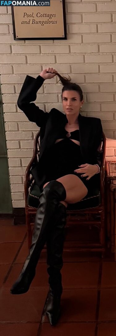 Elisabetta Canalis / JustElisabetta / littlecrumb_ Nudo OnlyFans  Foto trapelata #637