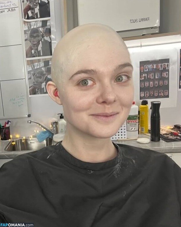 Elle Fanning / ellefanning Nudo OnlyFans  Foto trapelata #49