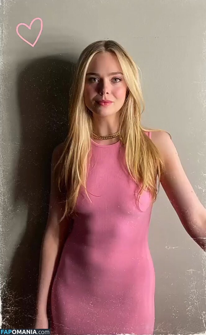 Elle Fanning / ellefanning Nudo OnlyFans  Foto trapelata #64