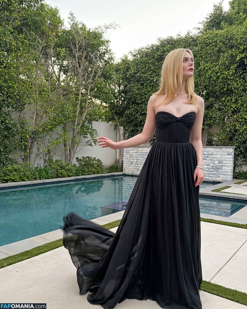 Elle Fanning / ellefanning Nudo OnlyFans  Foto trapelata #102