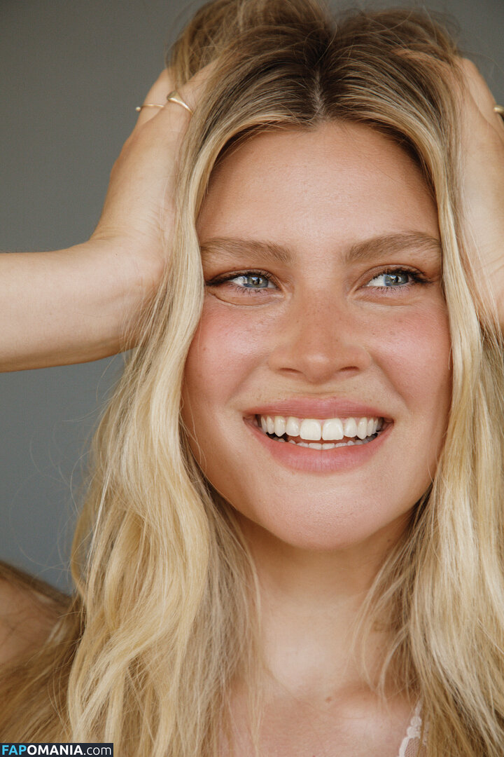 Elle Wagner / elle_wagner_ / ellewagner / https: Nudo OnlyFans  Foto trapelata #3