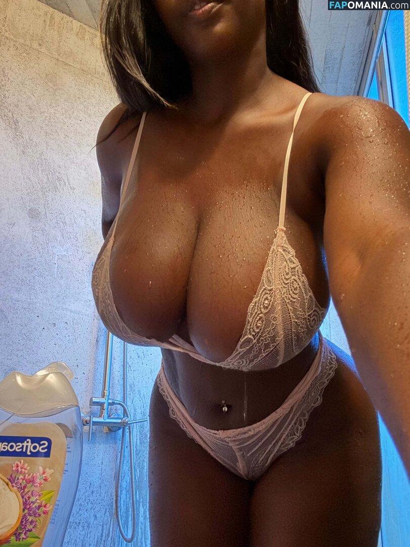 Ellie The Empress / _ellietheempress_ / empresselliee Nudo OnlyFans  Foto trapelata #9