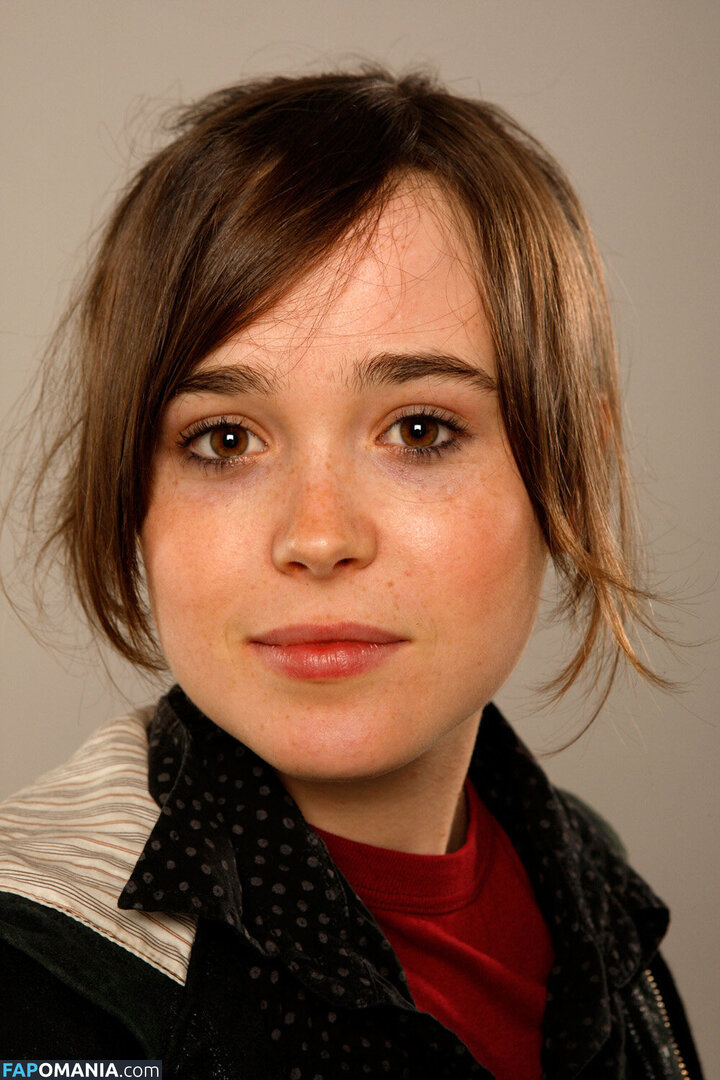 Elliot Page / elliotpage / formerly Ellen Page Nudo OnlyFans  Foto trapelata #4