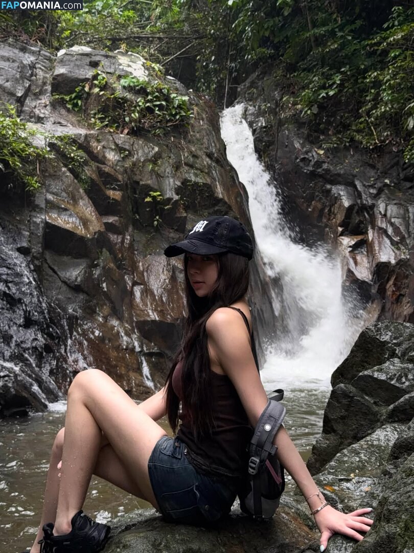 Elyn Leong / elynleonggg / https: Nudo OnlyFans  Foto trapelata #3