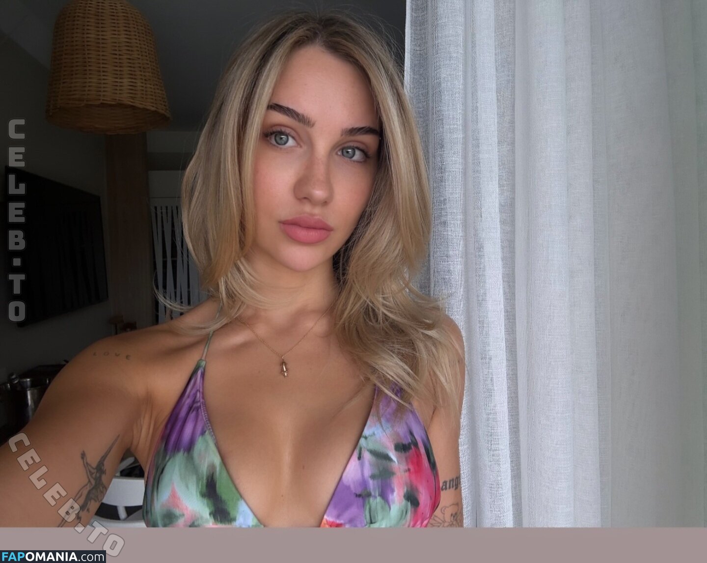 Ema Louise / emalouiise / emaxlouise Nudo OnlyFans  Foto trapelata #17