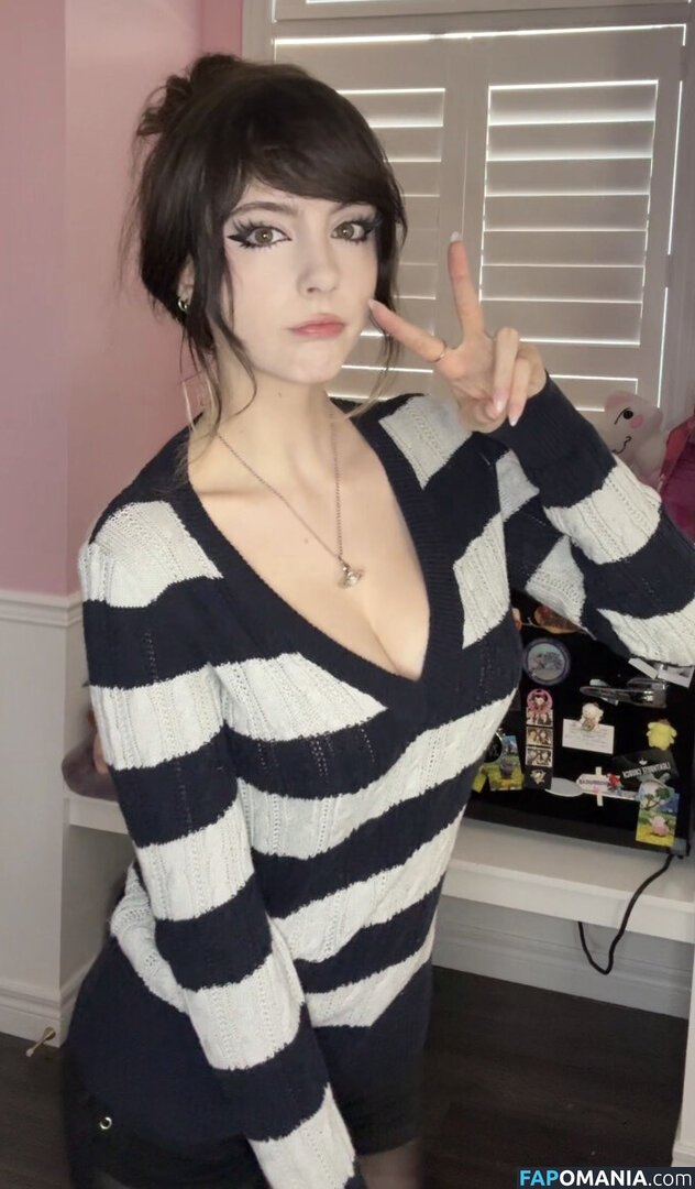 __emiki / em098 / emik28 / emiki / emiki28 / ilovekitties.28 Nudo OnlyFans  Foto trapelata #3