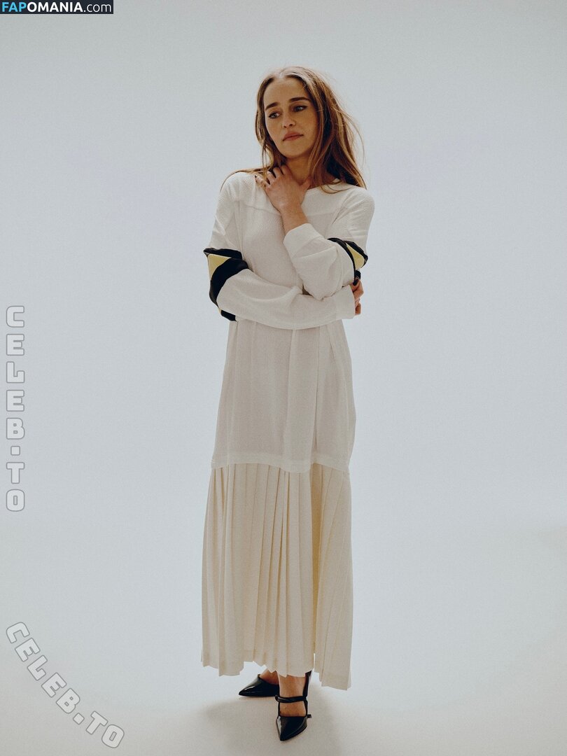 Emilia Clarke / clarkeyxo / emilia_clarke / emiliaclarke / emiliaclarkecentral / https: Nudo OnlyFans  Foto trapelata #916