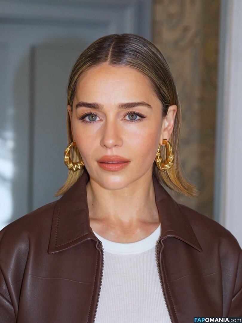 Emilia Clarke / clarkeyxo / emilia_clarke / emiliaclarke / emiliaclarkecentral / https: Nudo OnlyFans  Foto trapelata #926