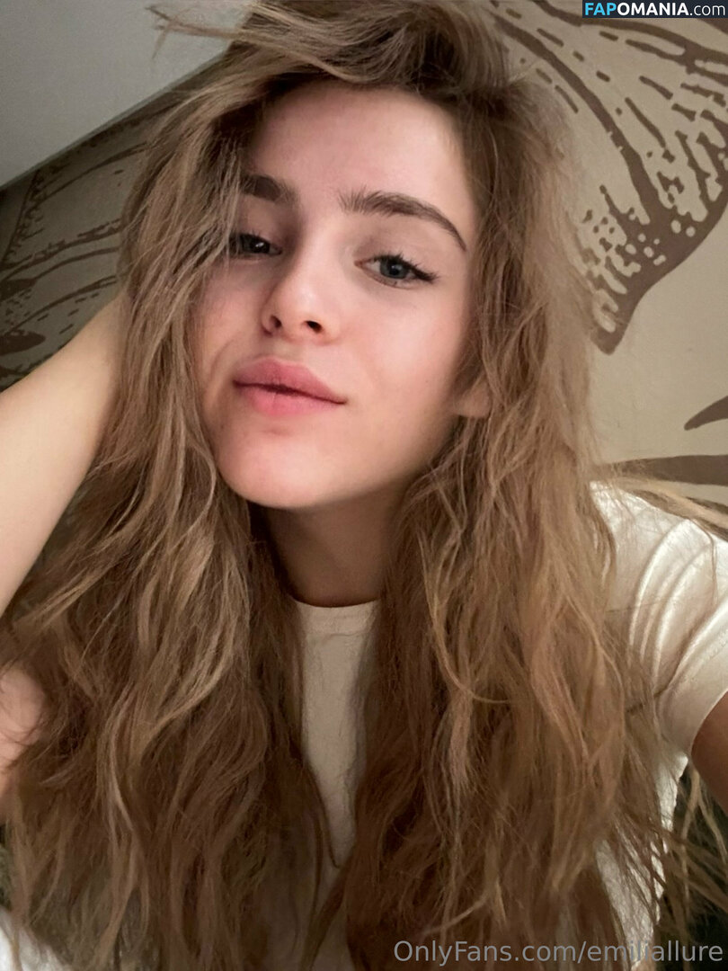 emiliallure Nudo OnlyFans  Foto trapelata #8