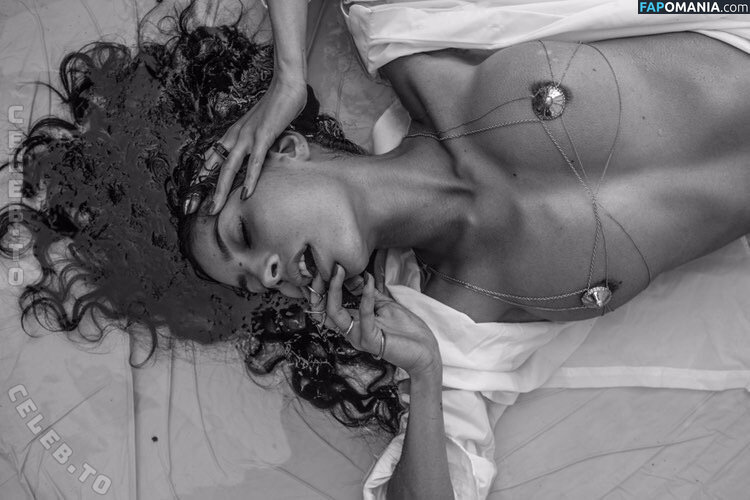 Emilie Payet / emilie_payet_artist / emiliepayet / emiliepayetmannequin Nudo OnlyFans  Foto trapelata #60