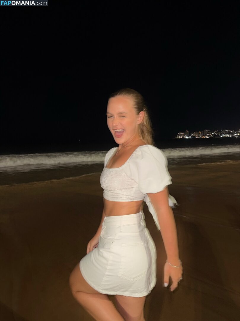 Emilly Schellmann / _emillyschellmann Nudo OnlyFans  Foto trapelata #9
