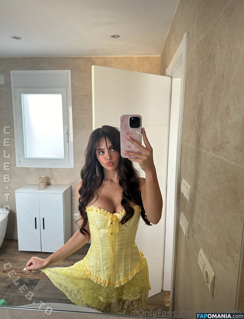 EMILYBLACKYT / Emily Black / ItsEmilyBlackYT / emblack / emilyblacktok / https: / itsemilyblack Nudo OnlyFans  Foto trapelata #5