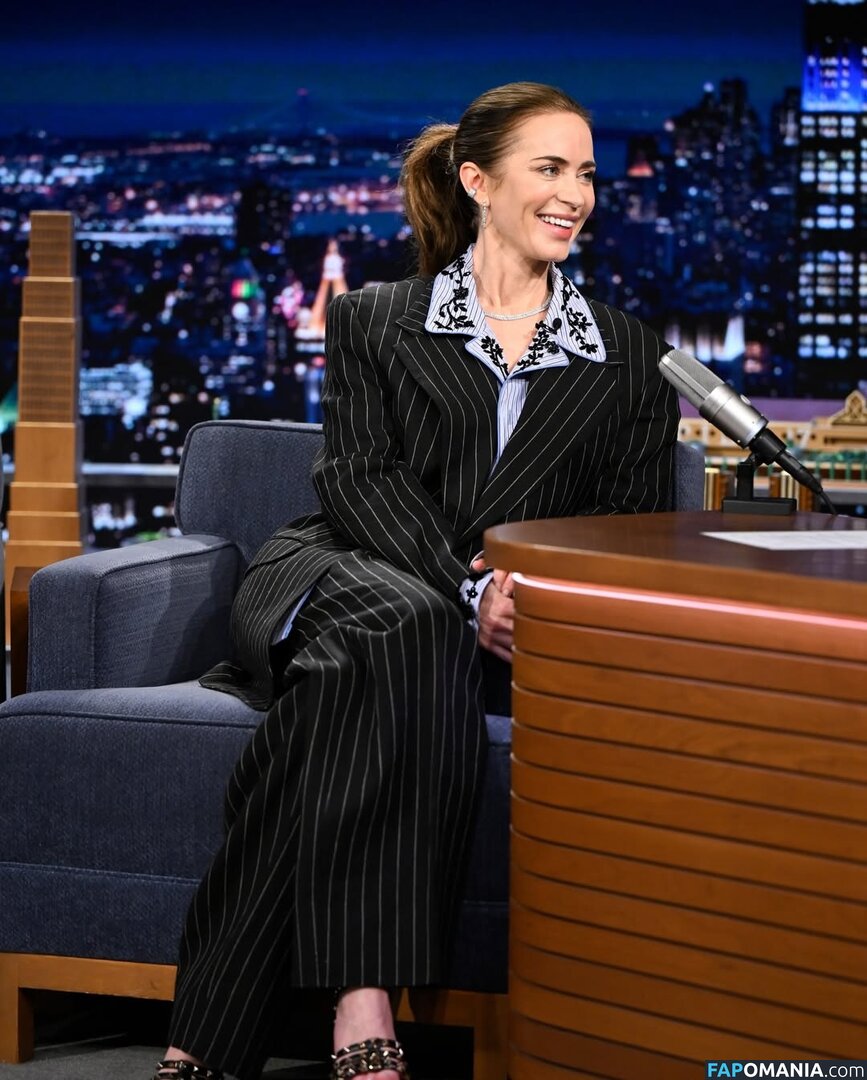 Emily Blunt / _emily_blunt_ / twogirlsoneblunt Nudo OnlyFans  Foto trapelata #467