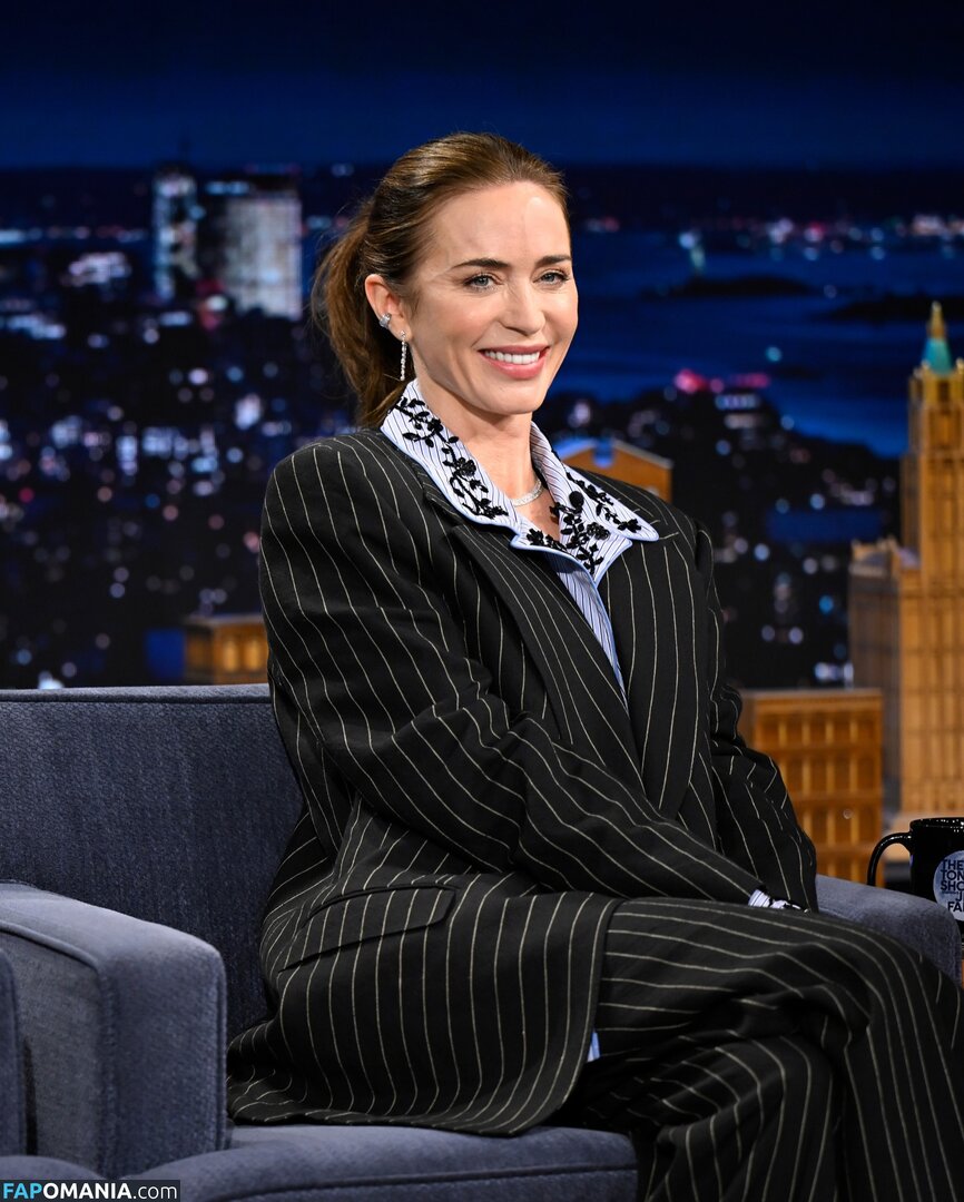 Emily Blunt / _emily_blunt_ / twogirlsoneblunt Nudo OnlyFans  Foto trapelata #469