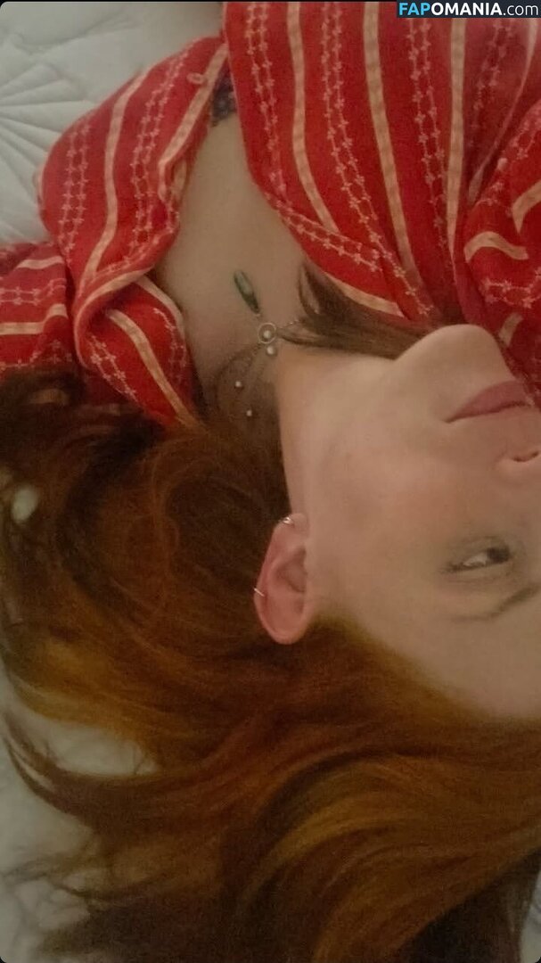 Emily Fleming / emflemily / from mythical Nudo OnlyFans  Foto trapelata #2