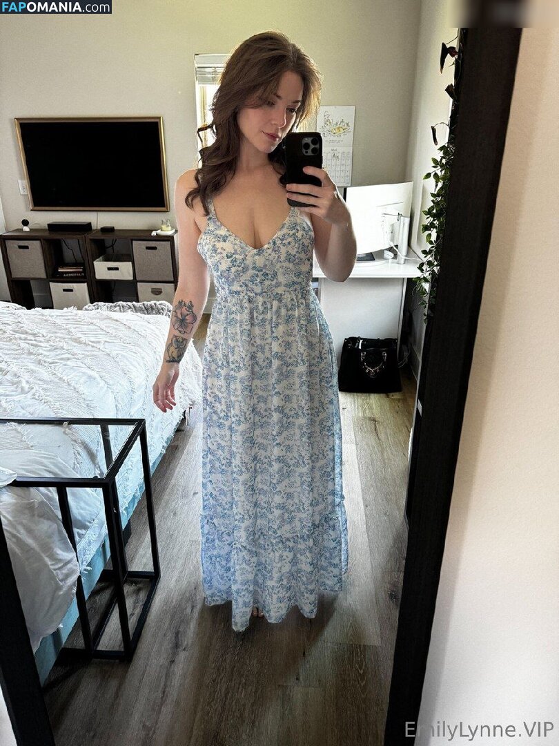 Emily Lynne / theemilylynne / themilylynne Nudo OnlyFans  Foto trapelata #51