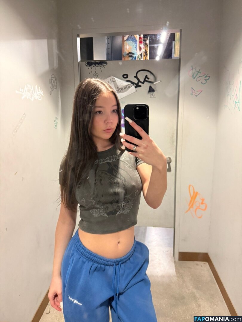 Emily Makis / emily.jm._ / emily.makis / yahhmean._ Nudo OnlyFans  Foto trapelata #3