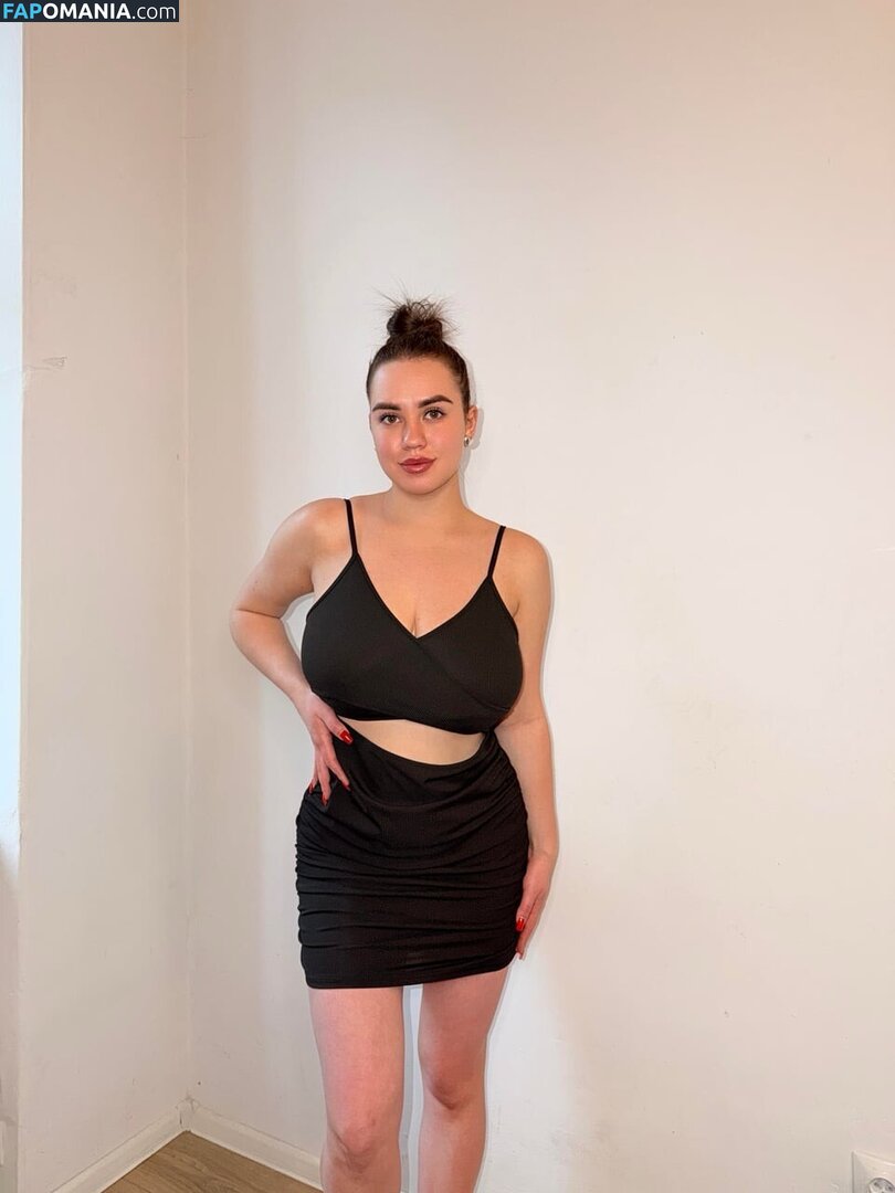 crystal_wavve / emily_mayerss / https: / pron_hub24292 Nudo OnlyFans  Foto trapelata #3