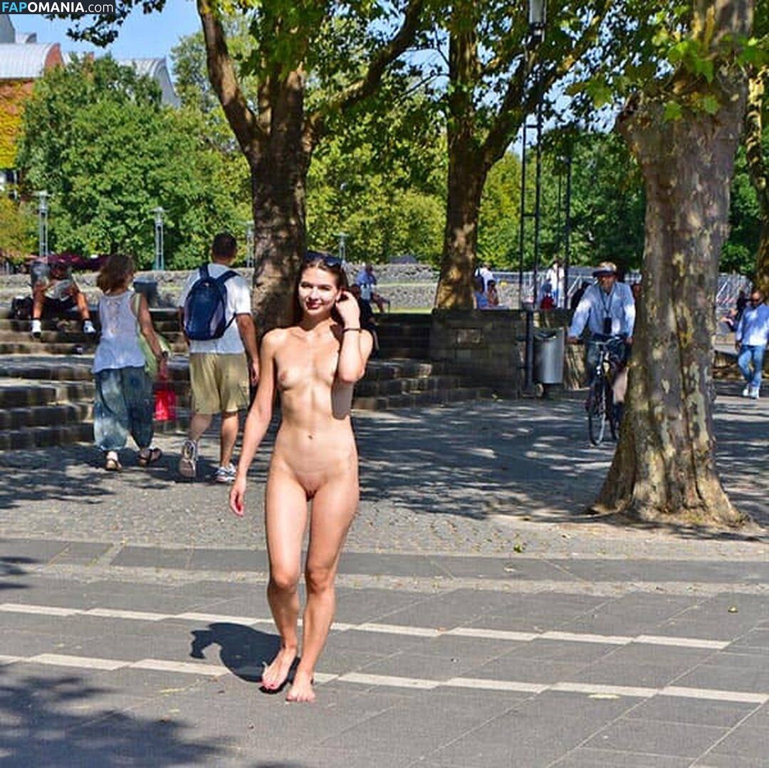 Emily Moon Nudo OnlyFans  Foto trapelata #3