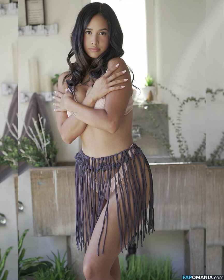 Emily Tosta / emilytosta Nudo OnlyFans  Foto trapelata #153
