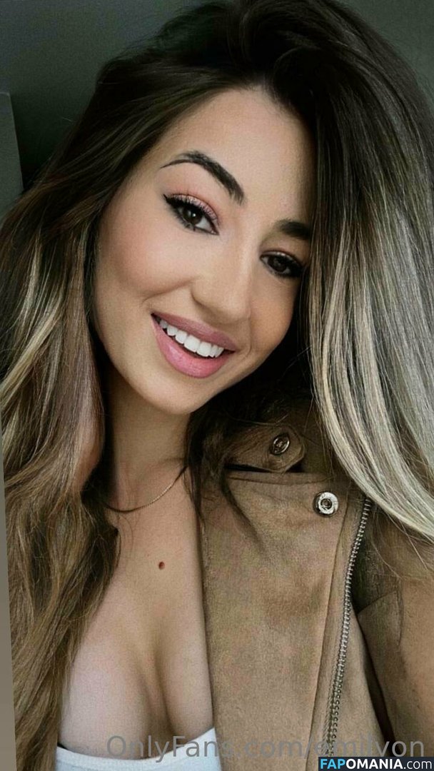 emilyon Nudo OnlyFans  Foto trapelata #8