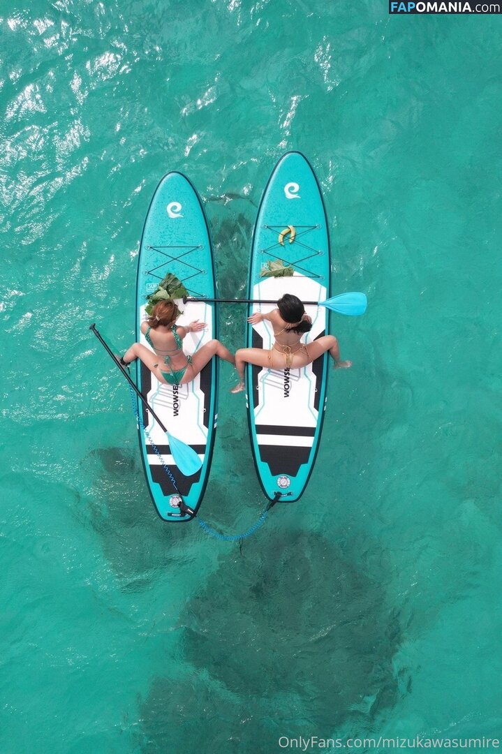 Emiri Momata / emirimomota / mizukawasumire Nudo OnlyFans  Foto trapelata #3