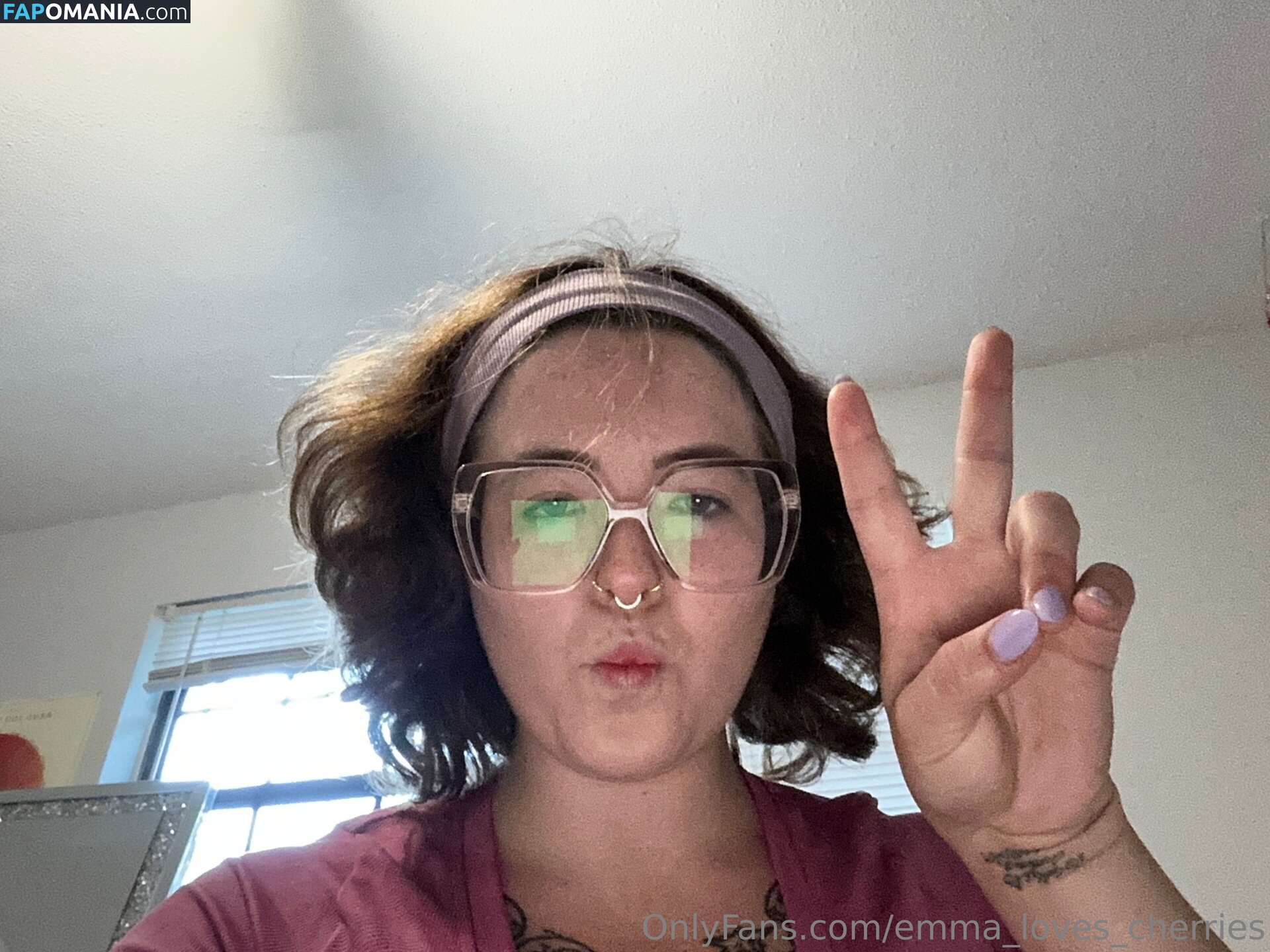 emma_loves_cherries / emmalovescherries Nudo OnlyFans  Foto trapelata #3