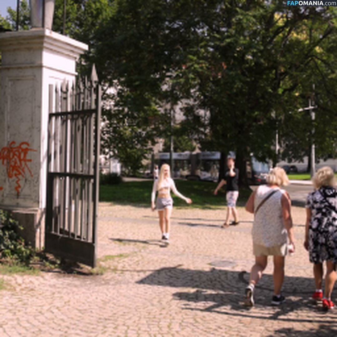 Emma White / Isabel Dolcè / YourEmmaWhite / emmadiary / shamelessrabbit Nudo OnlyFans  Foto trapelata #180