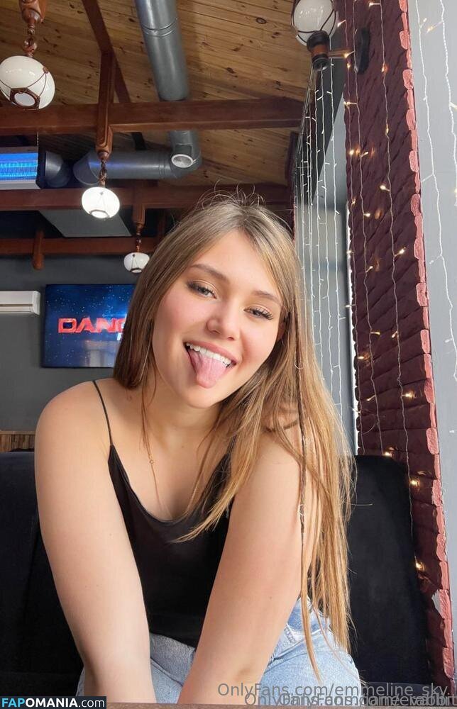 emmeline_sky Nudo OnlyFans  Foto trapelata #7