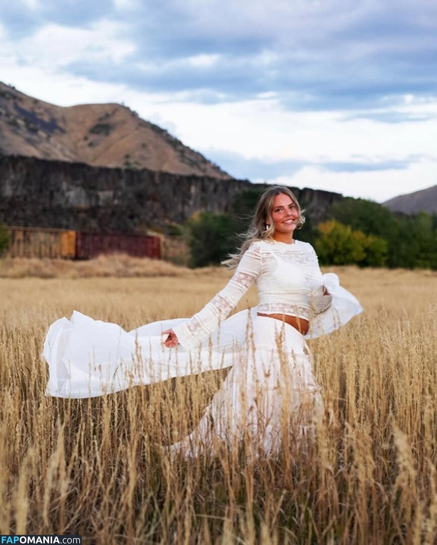 Emmi Butler / emmilaurie Nudo OnlyFans  Foto trapelata #5