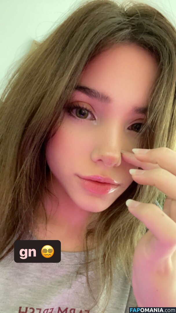 emmybeehz / emmyuh / emmyurr Nudo OnlyFans  Foto trapelata #5