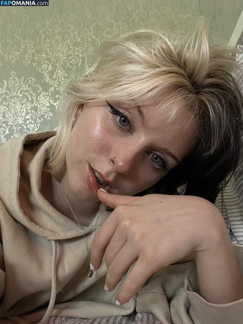 Emzeeni / cw / https: Nudo OnlyFans  Foto trapelata #14