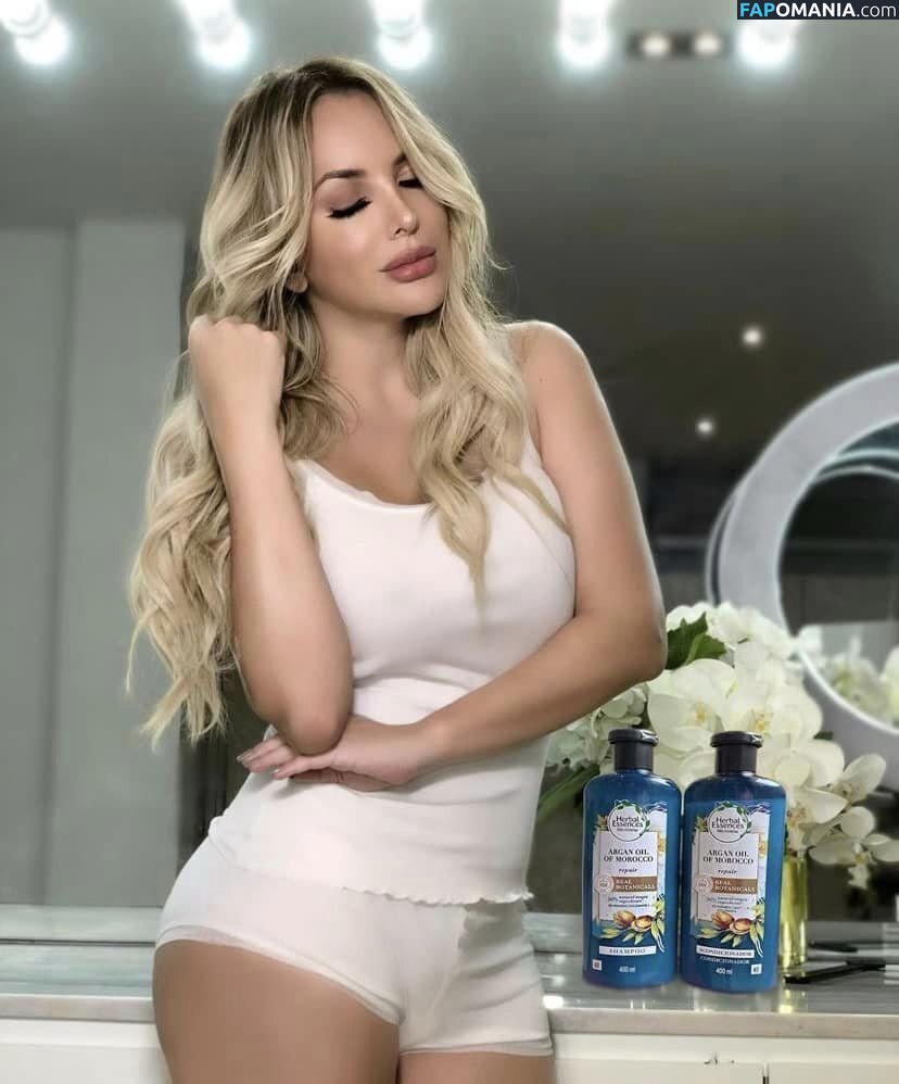 Erika Velez Nudo OnlyFans  Foto trapelata #2