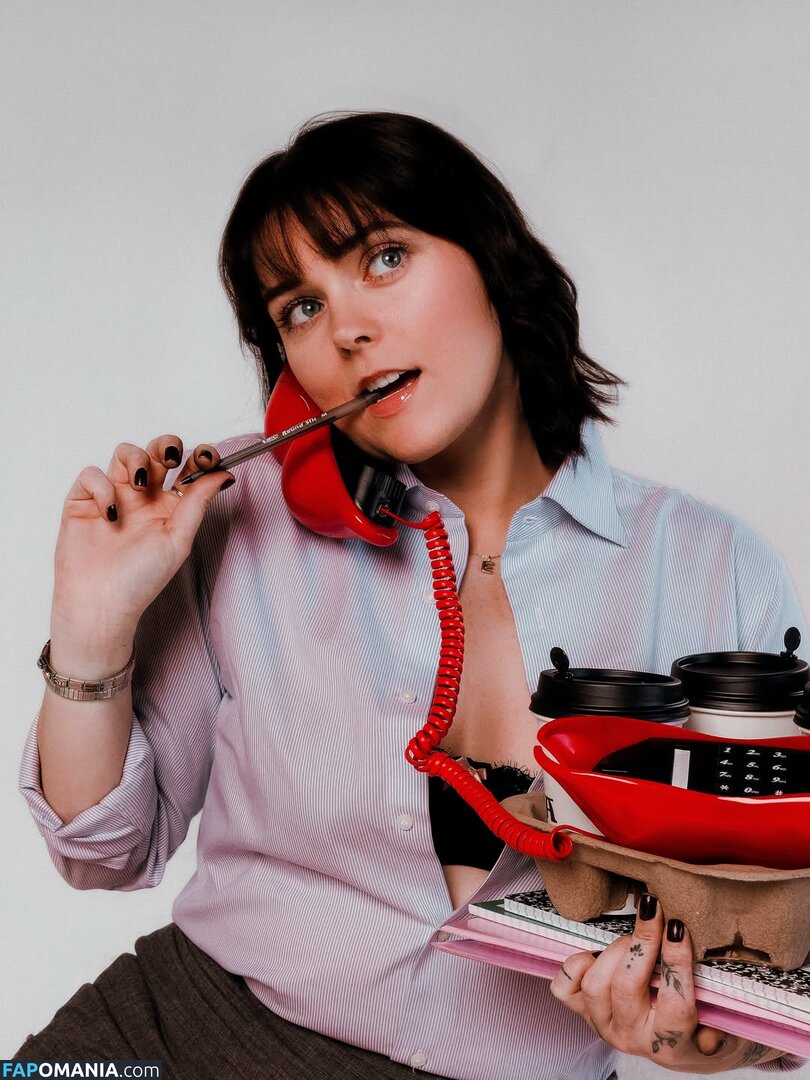 Erin Dougal / Smosh / erindougal Nudo OnlyFans  Foto trapelata #13