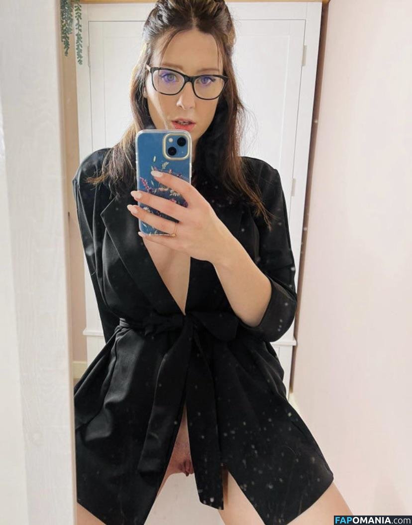 ErinMoore / moore.erinxx / mooreerinxxx Nudo OnlyFans  Foto trapelata #5